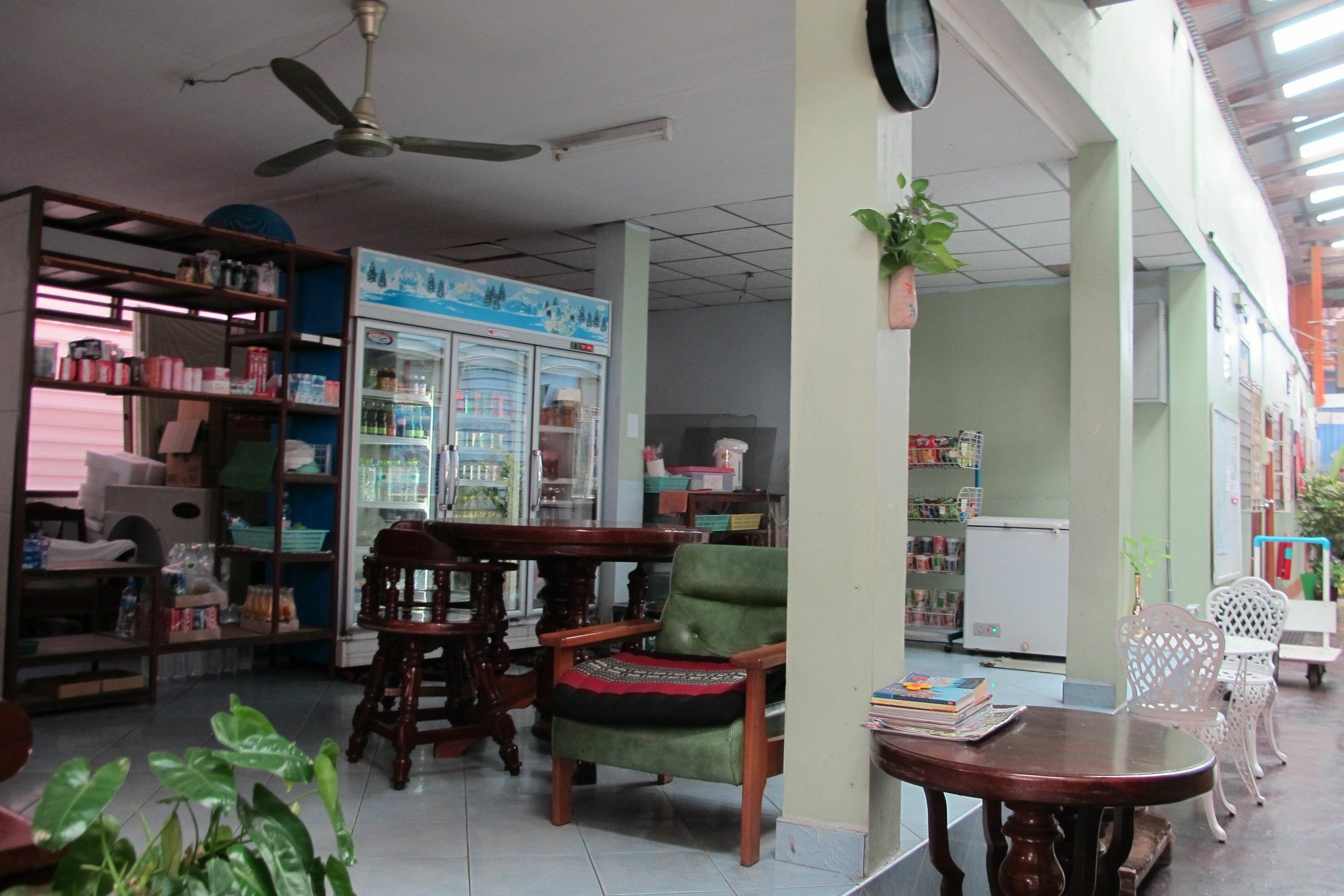 Samchai Hotel Si Racha Esterno foto